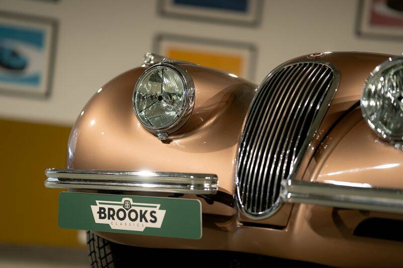 Image 4/50 of Jaguar XK 120 OTS (1952)