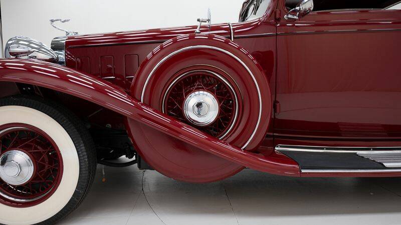 Image 10/15 of Cadillac 355B (1932)