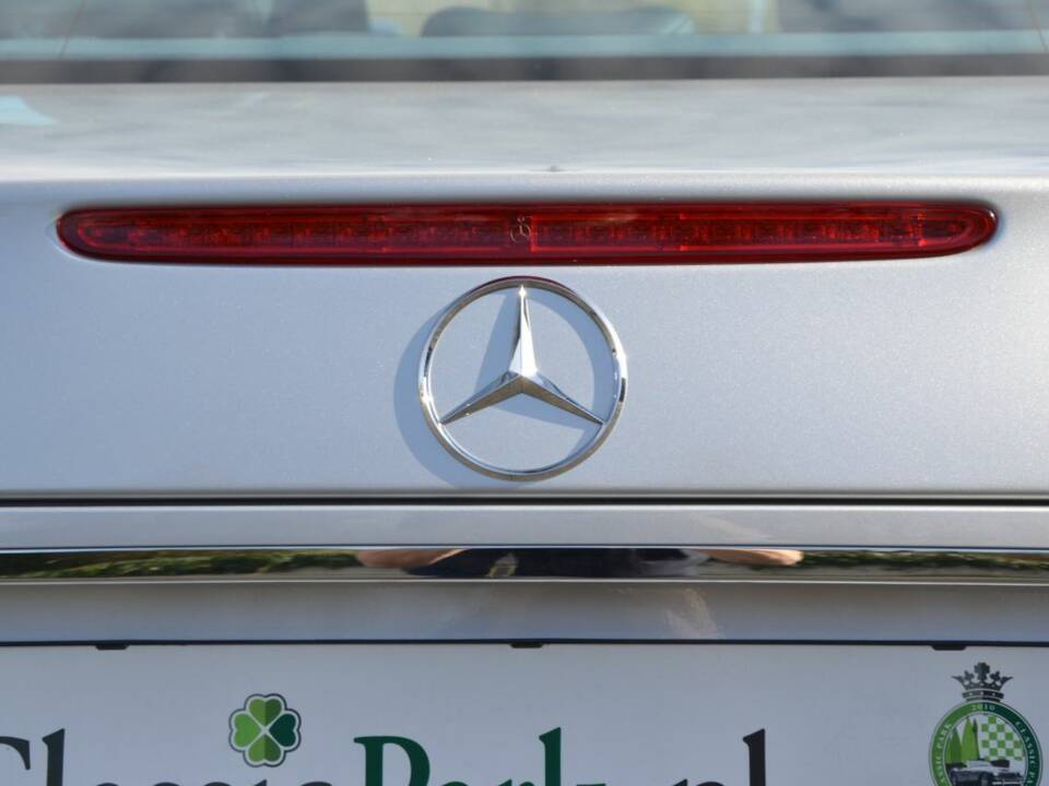 Imagen 63/100 de Mercedes-Benz E 55 AMG (2003)