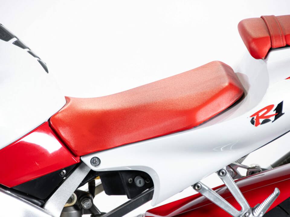 Bild 15/50 von Yamaha YZF 1000 R1 (1998)