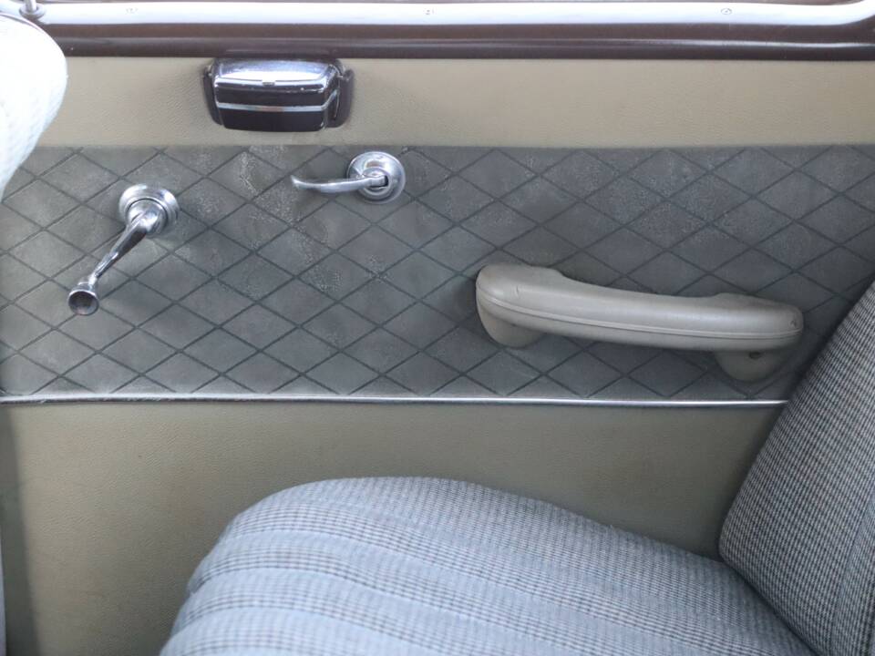 Image 20/50 of Mercedes-Benz 180 D (1958)