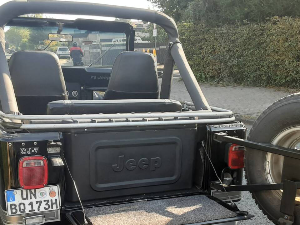 Imagen 5/13 de Jeep CJ-7 "Laredo" (1980)