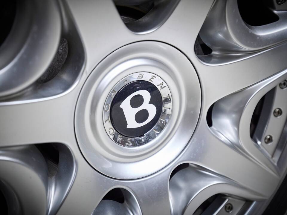 Image 57/100 of Bentley Continental Flying Spur (2008)