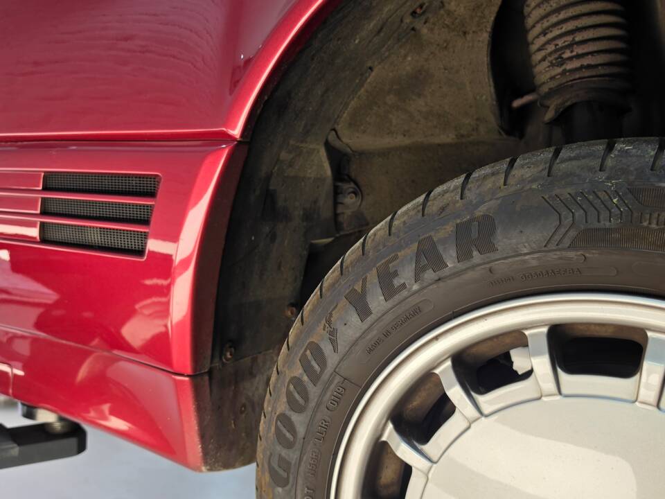 Image 49/100 of Mercedes-Benz 300 SL-24 (1991)