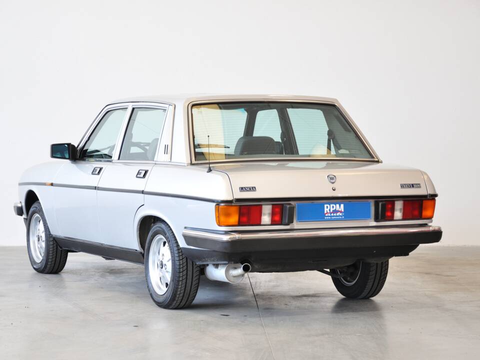 Bild 14/28 von Lancia Beta Trevi 1600 (1984)