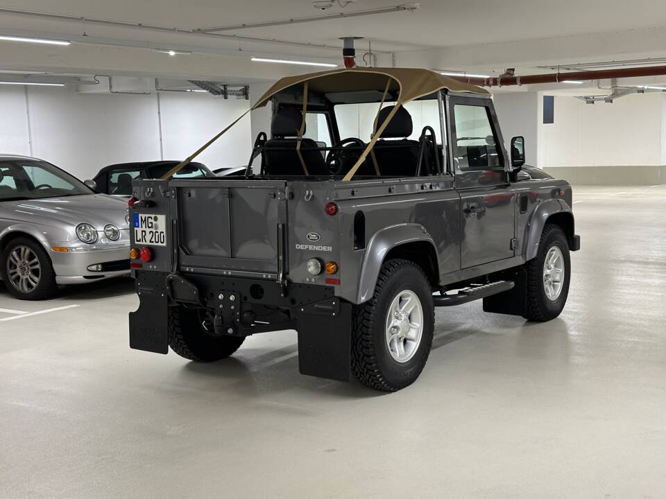 Bild 7/16 von Land Rover Defender 90 (2013)