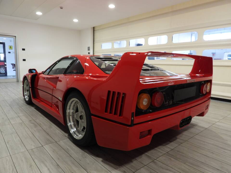 Immagine 3/16 di Ferrari F40 (1989)