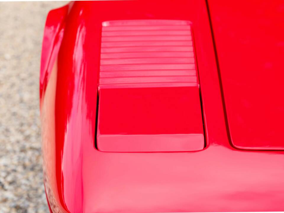Image 34/50 de Ferrari 308 GTSi (1981)