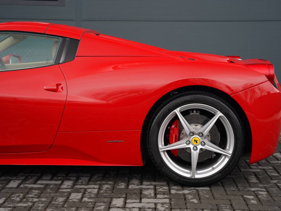 Bild 24/50 von Ferrari 458 Spider (2013)