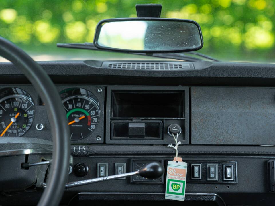 Bild 41/50 von Citroën DS 23 Pallas (1972)
