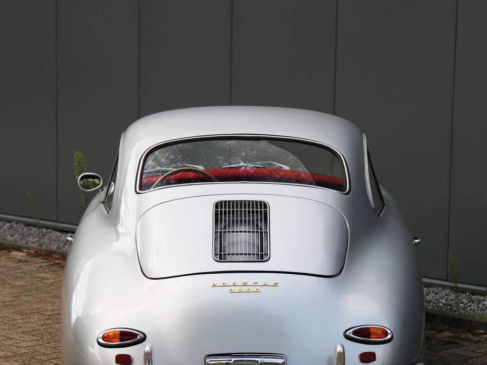 Image 30/48 de Porsche 356 A 1600 (1958)