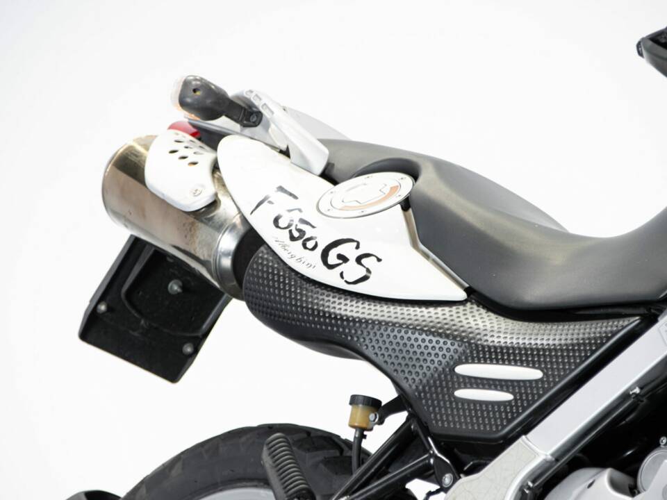 Bild 33/50 von BMW F 650 GS (2000)