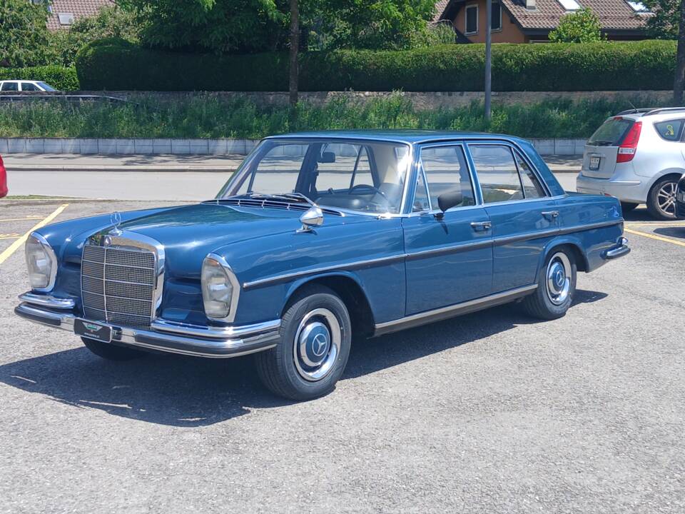 Afbeelding 1/12 van Mercedes-Benz 250 SE (1967)