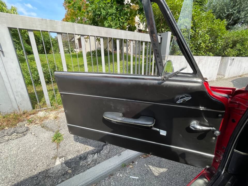 Afbeelding 11/15 van Alfa Romeo Giulia GT 1300 Junior (1968)