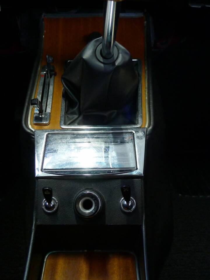 Bild 6/36 von Alfa Romeo 2000 GT Veloce (1975)