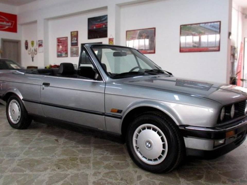 Afbeelding 6/10 van BMW 325i (1987)