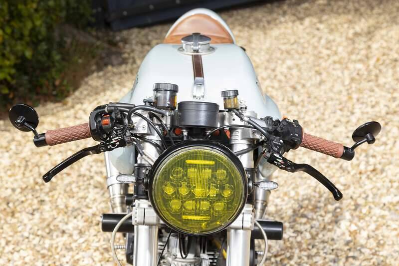 Image 7/36 of Ducati DUMMY (1995)