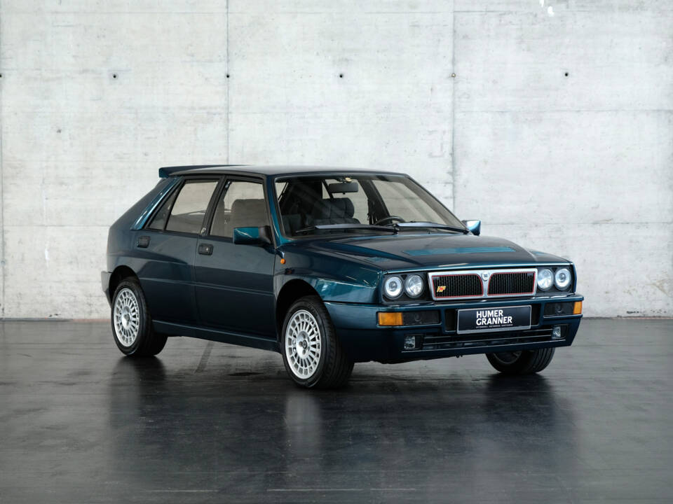 Bild 3/24 von Lancia Delta HF Integrale Evoluzione I (1992)