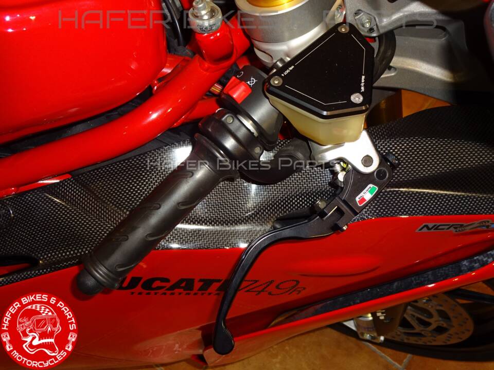 Bild 16/24 von Ducati DUMMY (2004)