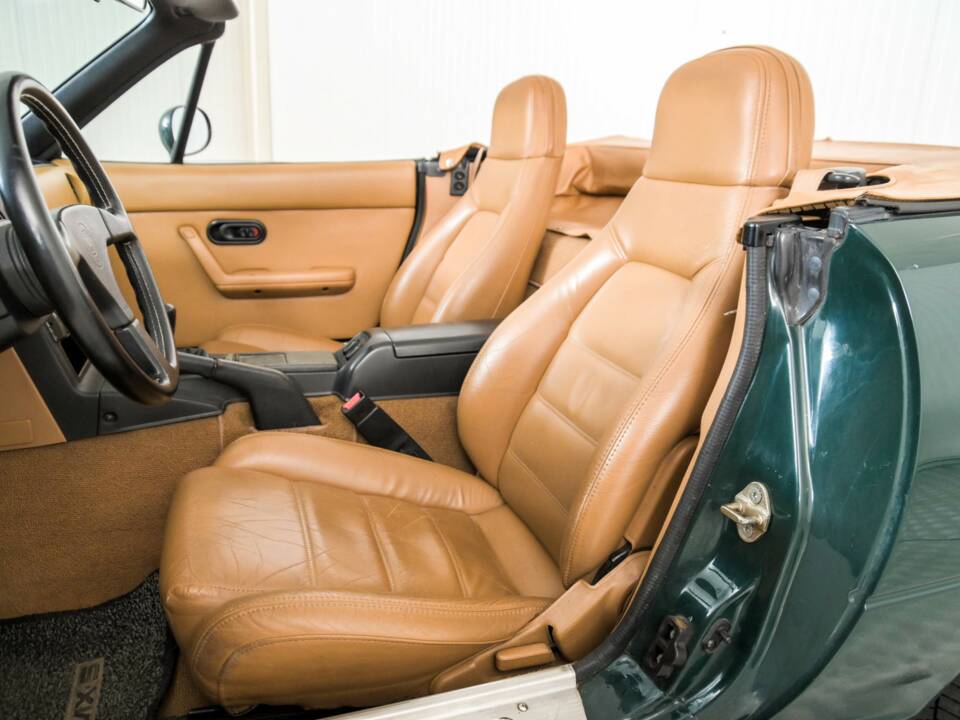 Image 22/50 de Mazda MX-5 1.6 (1993)