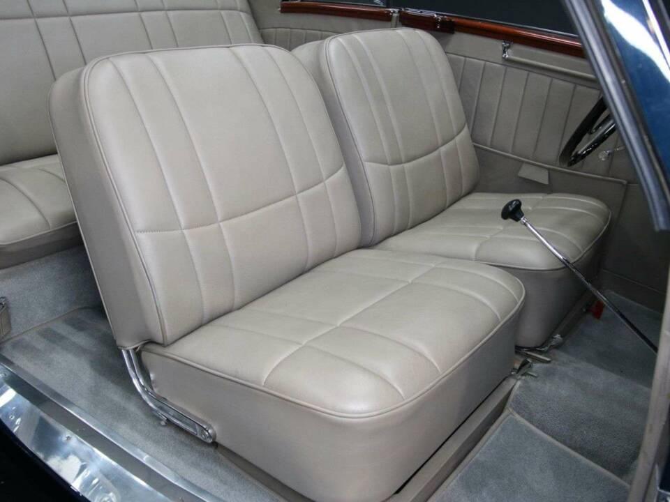 Image 30/50 of Mercedes-Benz 320 Cabriolet B (1939)