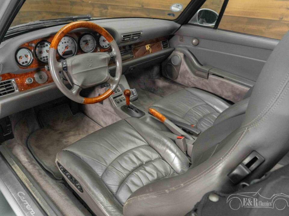 Image 2/19 of Porsche 911 Carrera (1997)