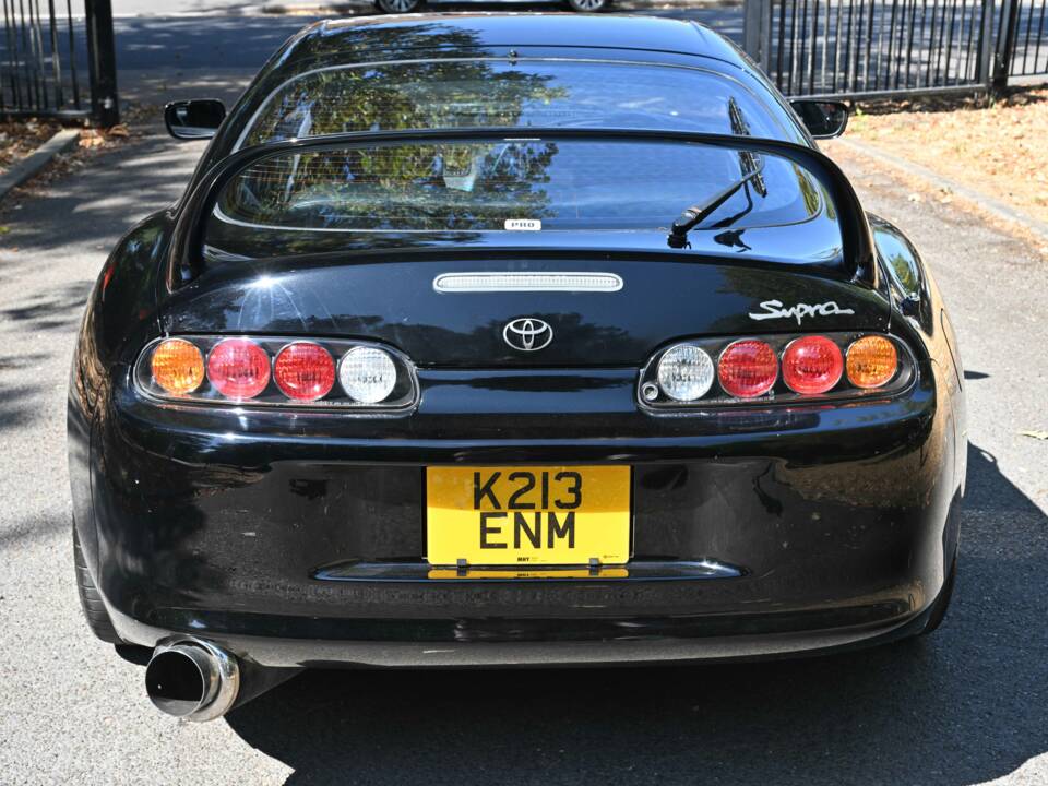 Image 21/50 of Toyota Supra (1993)