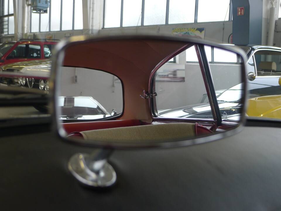 Image 16/31 of Alfa Romeo Giulietta Sprint (1962)