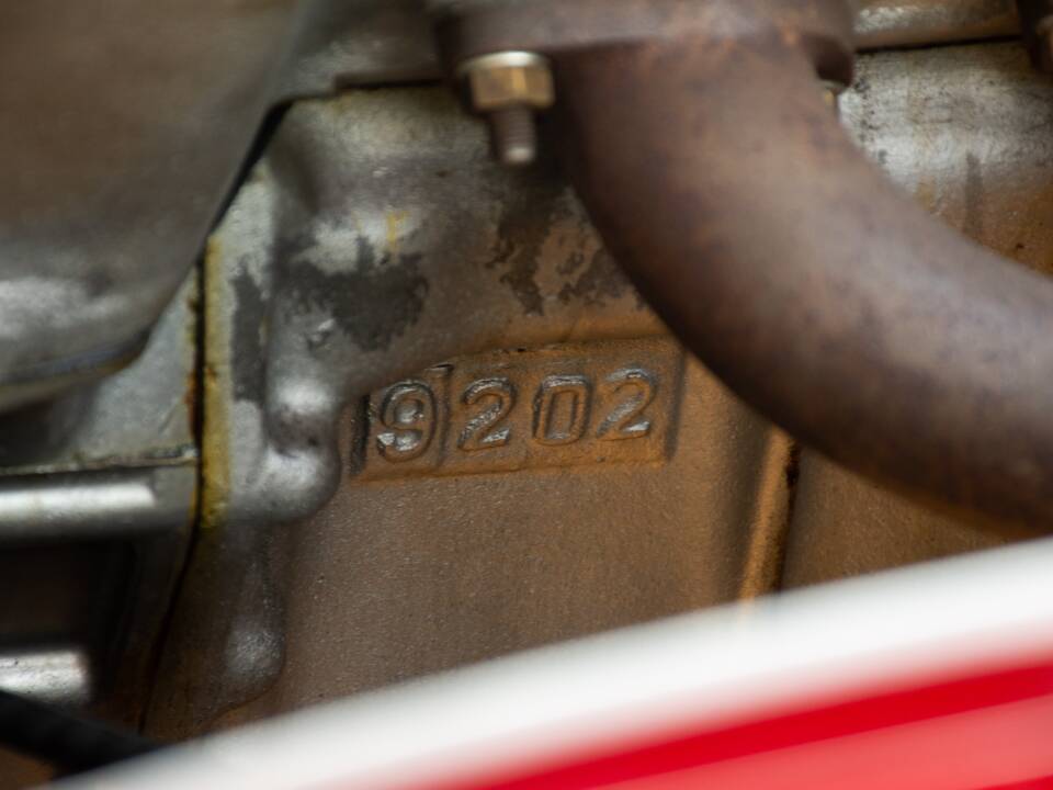 Immagine 81/94 di Alfa Romeo 2600 Spider (1964)
