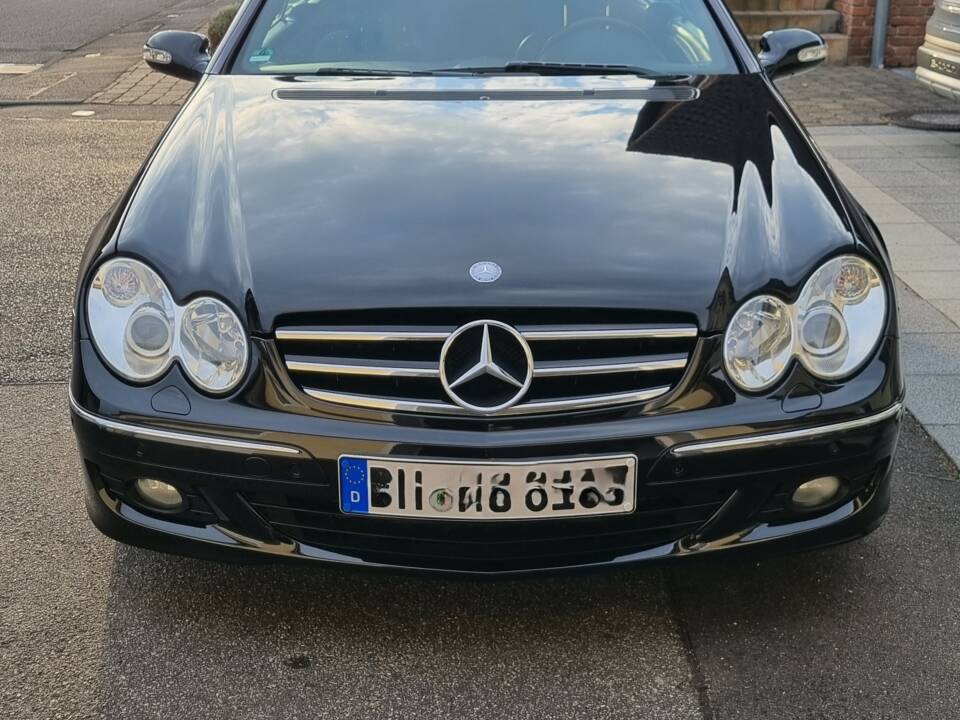 Bild 3/29 von Mercedes-Benz CLK 200 K (2006)