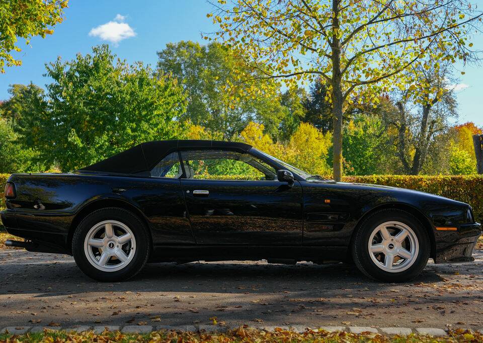 Bild 4/8 von Aston Martin Virage Volante (1993)