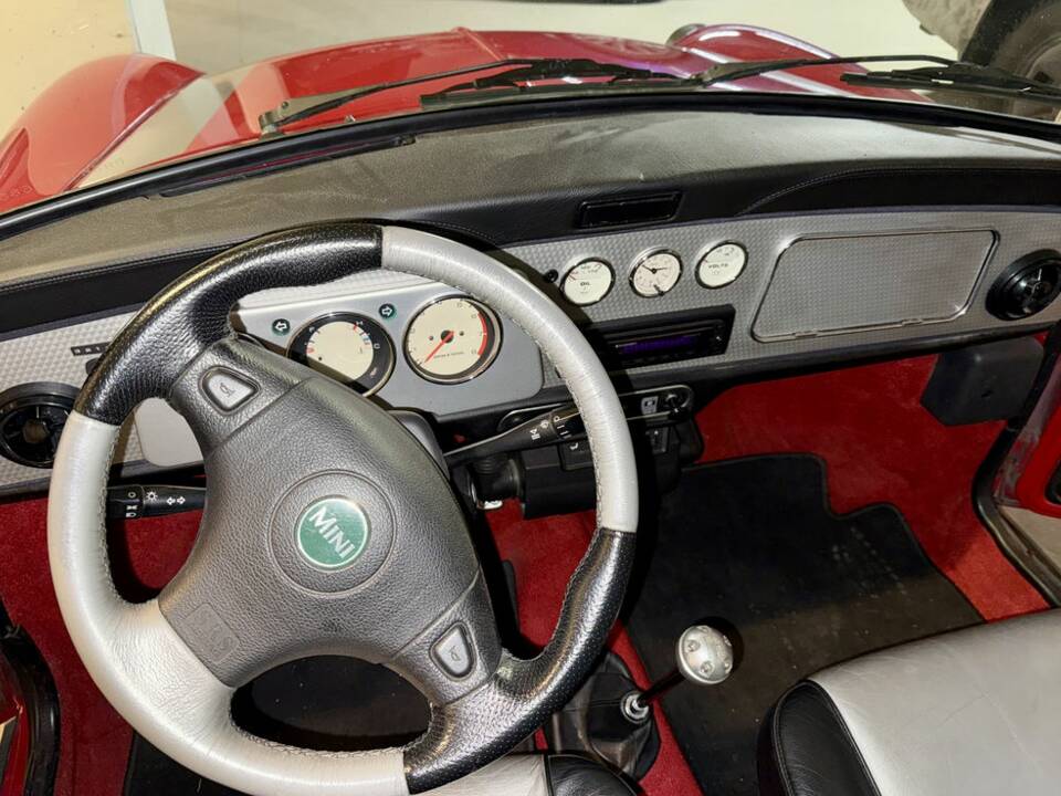 Image 2/8 of Rover Mini 1.3i (2000)