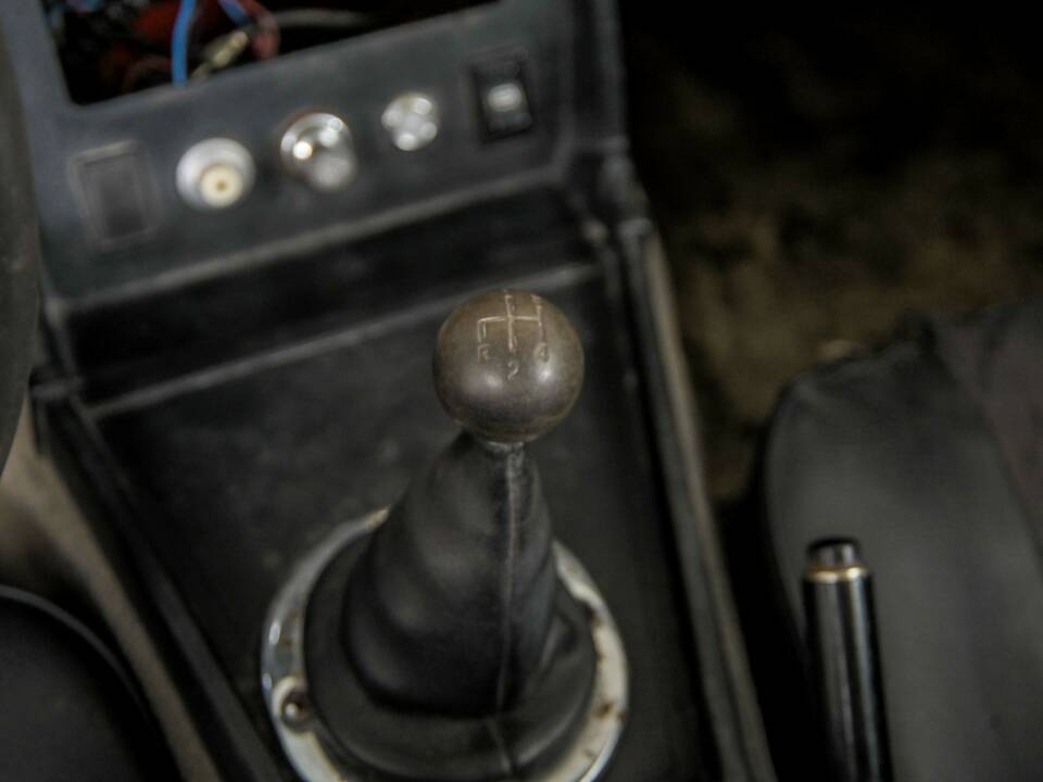 Afbeelding 28/50 van MG MGB GT (1972)