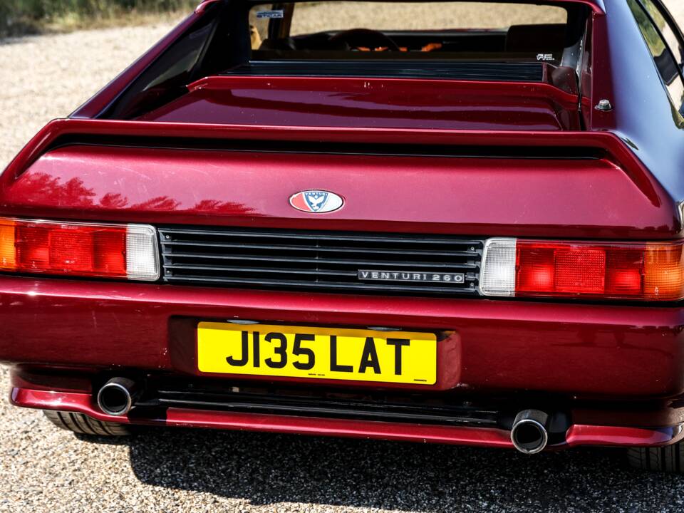 Immagine 25/26 di Venturi 260 2.8 LM (1992)