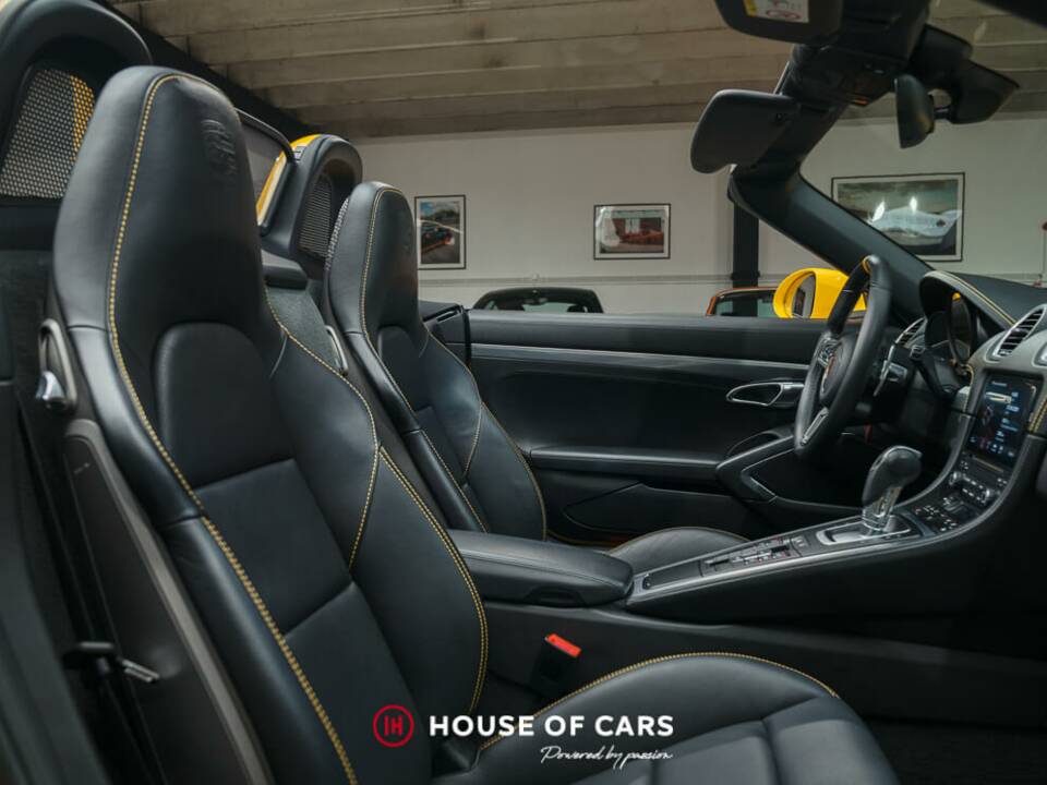 Immagine 18/25 di Porsche 718 Boxster S (2017)