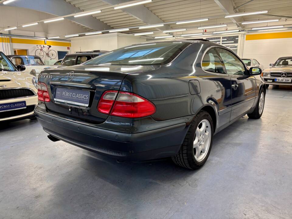 Imagen 3/16 de Mercedes-Benz CLK 430 (1999)
