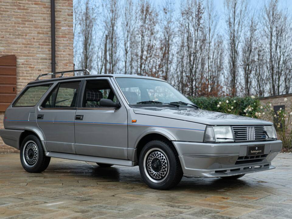 Obraz 2/50 pojazdu FIAT Regata 100 DS "Riviera" (1987)