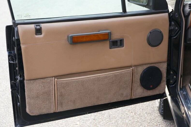 Image 44/50 of Land Rover Range Rover Classic CSK (1991)