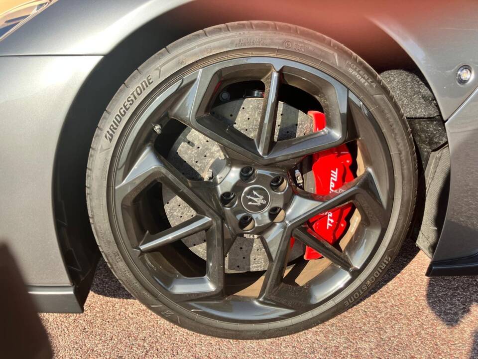Image 6/15 de Maserati MC20 (2023)