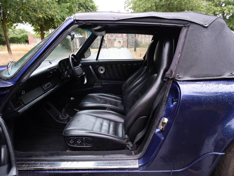Bild 20/43 von Porsche 911 Carrera 3.2 (1989)