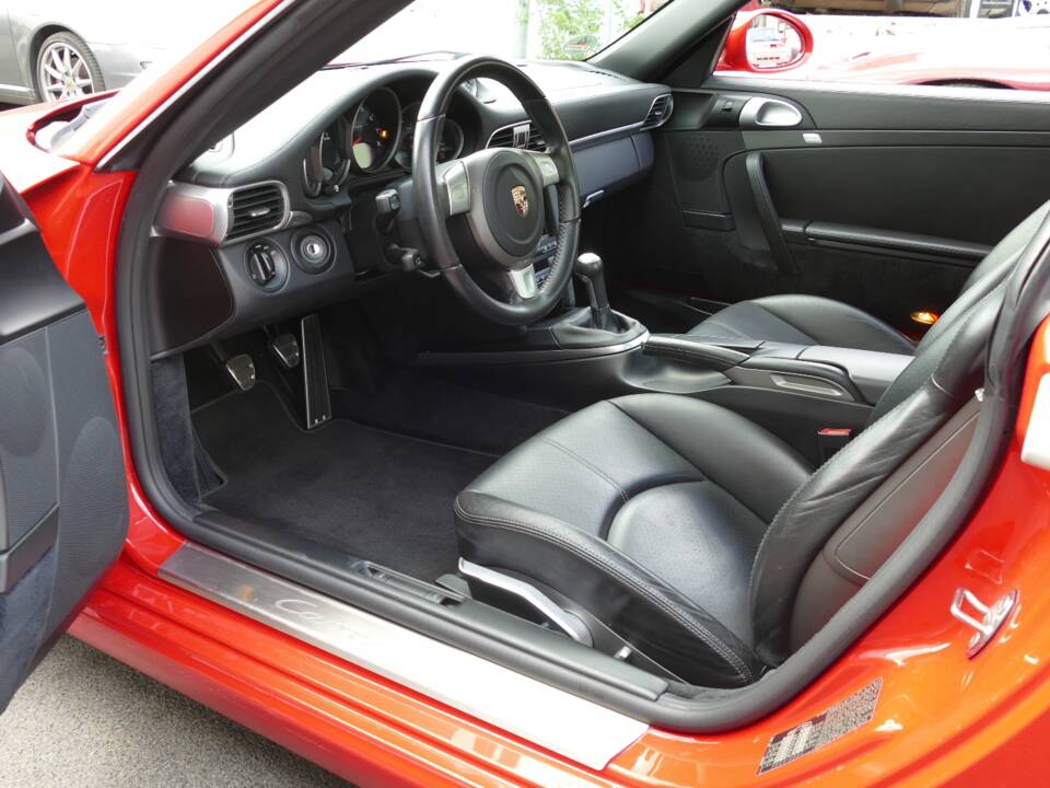 Bild 13/19 von Porsche 911 Carrera S (2009)