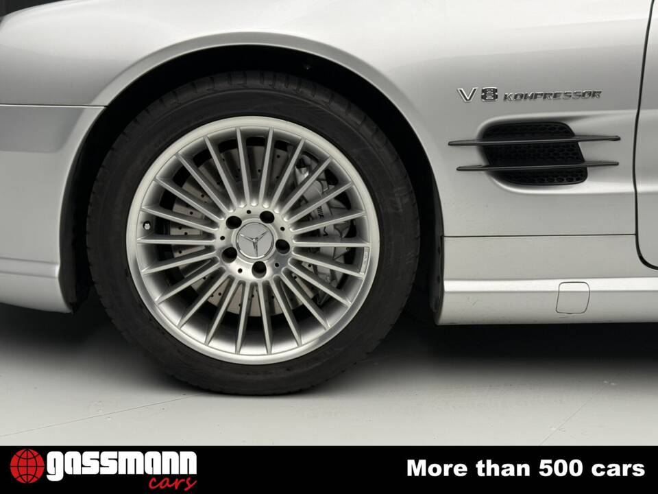 Image 11/15 of Mercedes-Benz SL 55 AMG (2002)