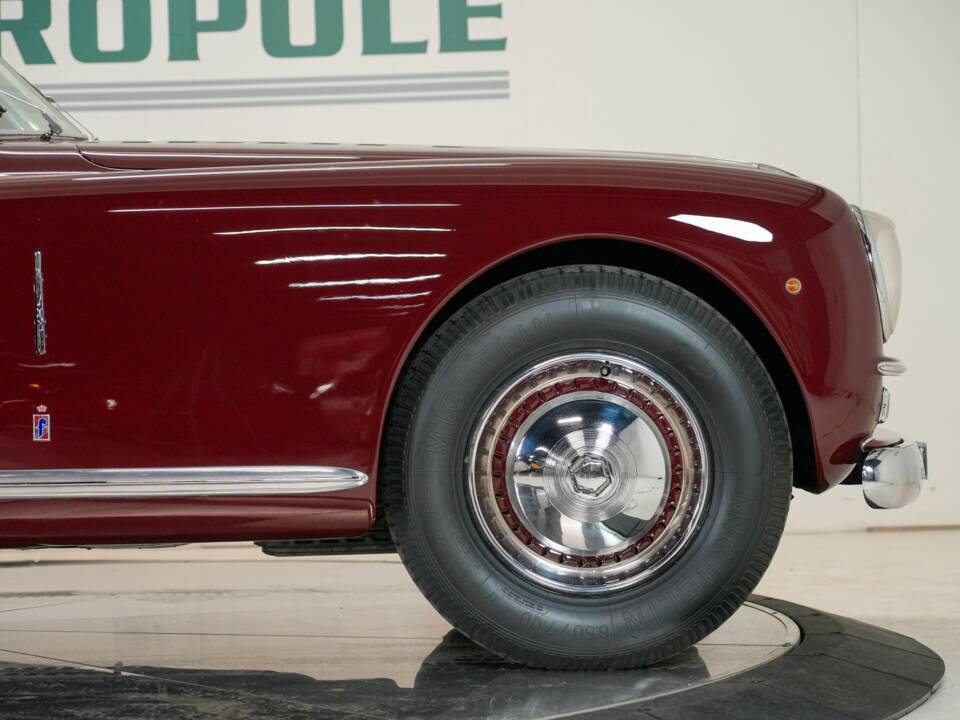 Obraz 15/21 pojazdu Alfa Romeo 6C 2500 Super Sport (1949)