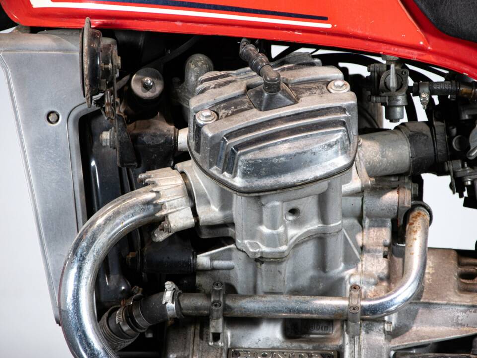 Image 19/40 of Honda CX 500 Turbo (1982)
