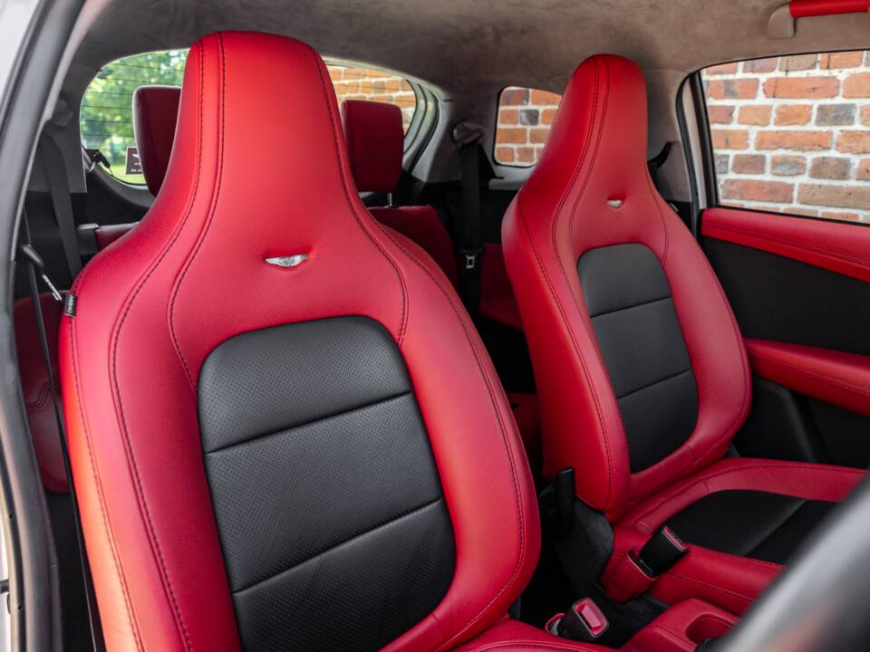 Bild 36/50 von Aston Martin Cygnet (2011)