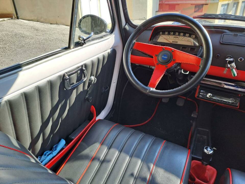 Bild 41/43 von FIAT 500 L (1971)