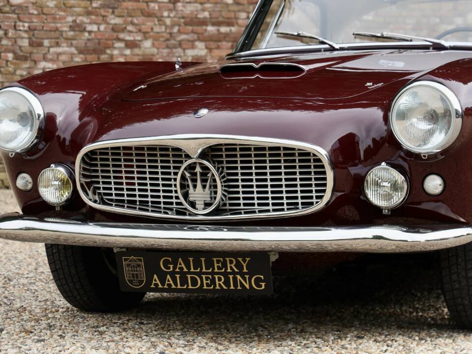 Bild 18/50 von Maserati 3500 GT Touring (1961)
