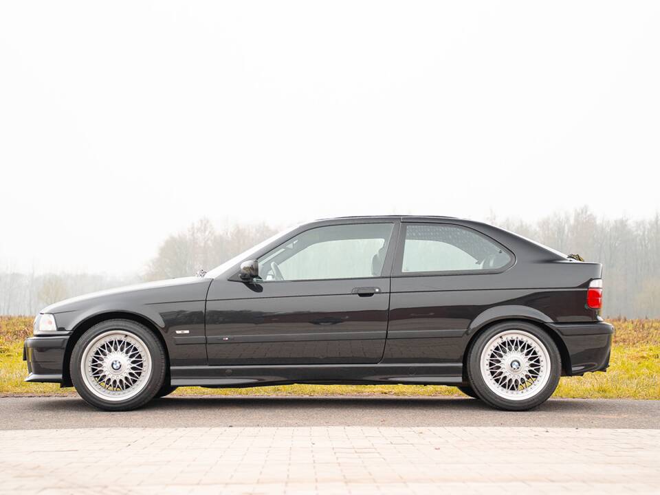 Bild 4/47 von BMW 323ti Compact (1998)