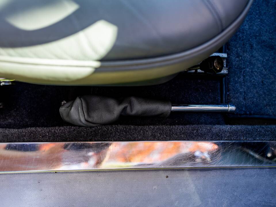 Image 43/62 of Aston Martin DB 6 (1967)