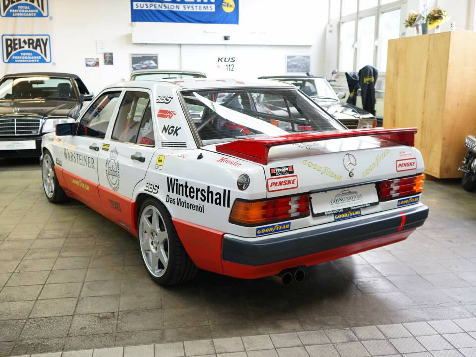 Imagen 13/36 de Mercedes-Benz 190 E 2.6 (1990)